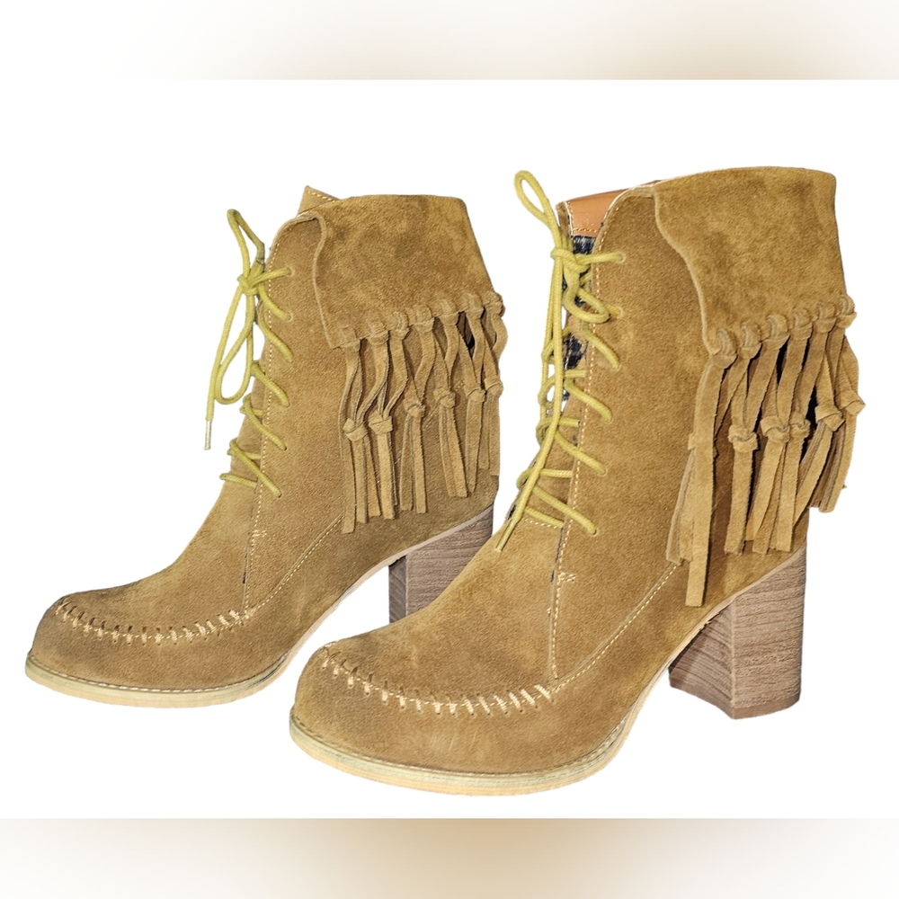Sbicca Vintage Lace up Wagon Fringe Booties size 8.5 leather brown block heel